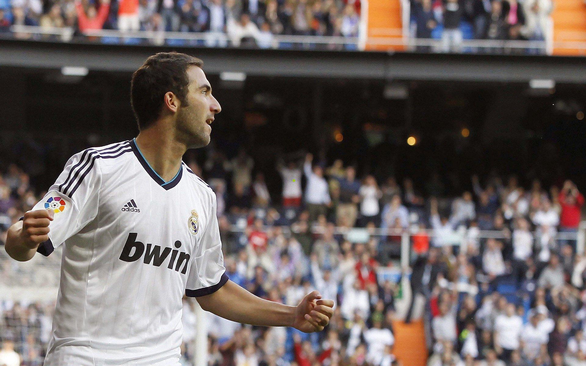 模拟器平台-切尔西战术漏洞频现？卡拉巴赫铁卫，以赛场表现回应一切